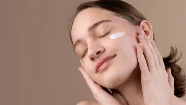 Cara Memilih Skincare Sesuai Jenis Kulit